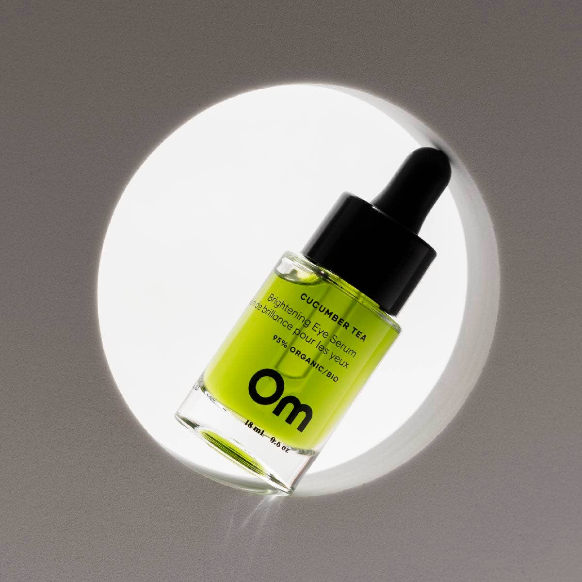 Om Cucumber Tea Brightening Eye Serum