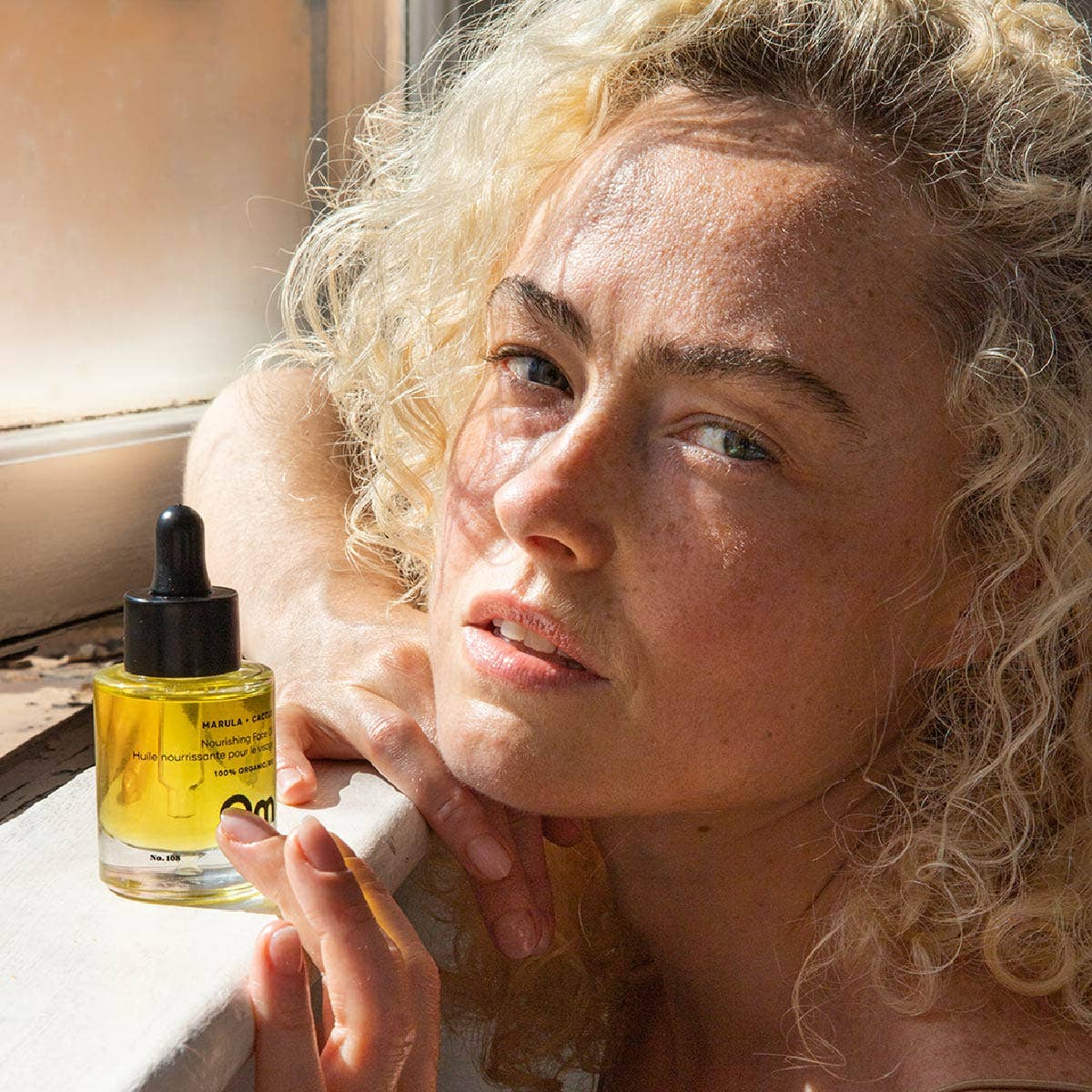 Om Marula and Cactus Nourishing Face Oil