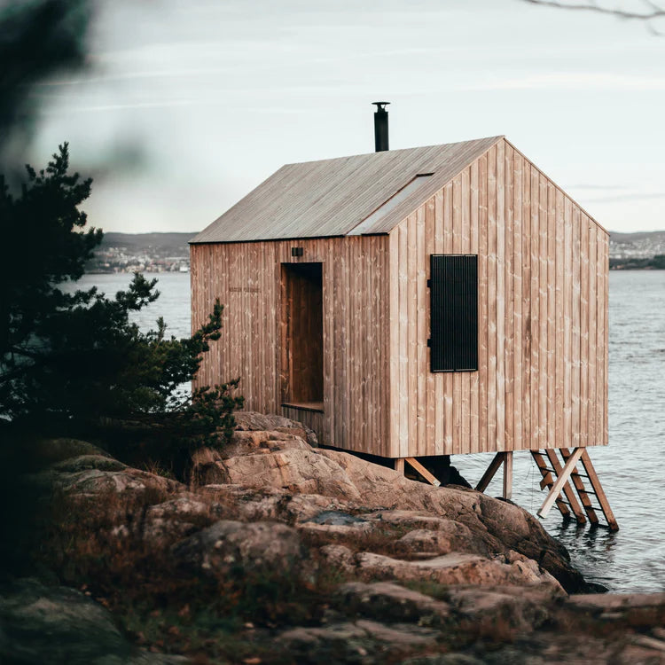 Field Kit The Sauna Glass Candle - Cedar + Mist